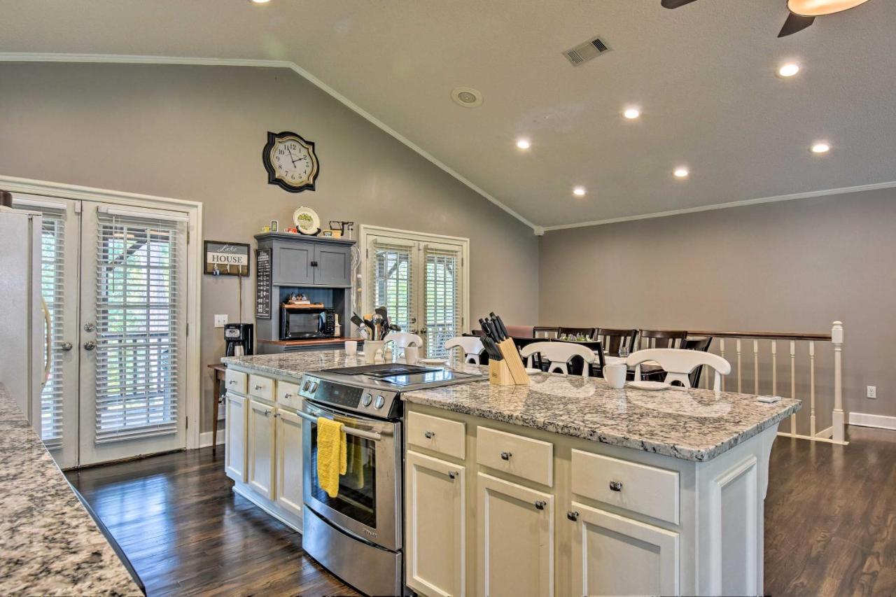 Hot Springs Home On Lake With Private Boat Dock! Exterior foto